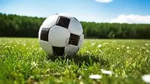 “英超第八轮补赛：曼联与利兹联握手言和，桑乔进球助力玫瑰德比战平局结束！”