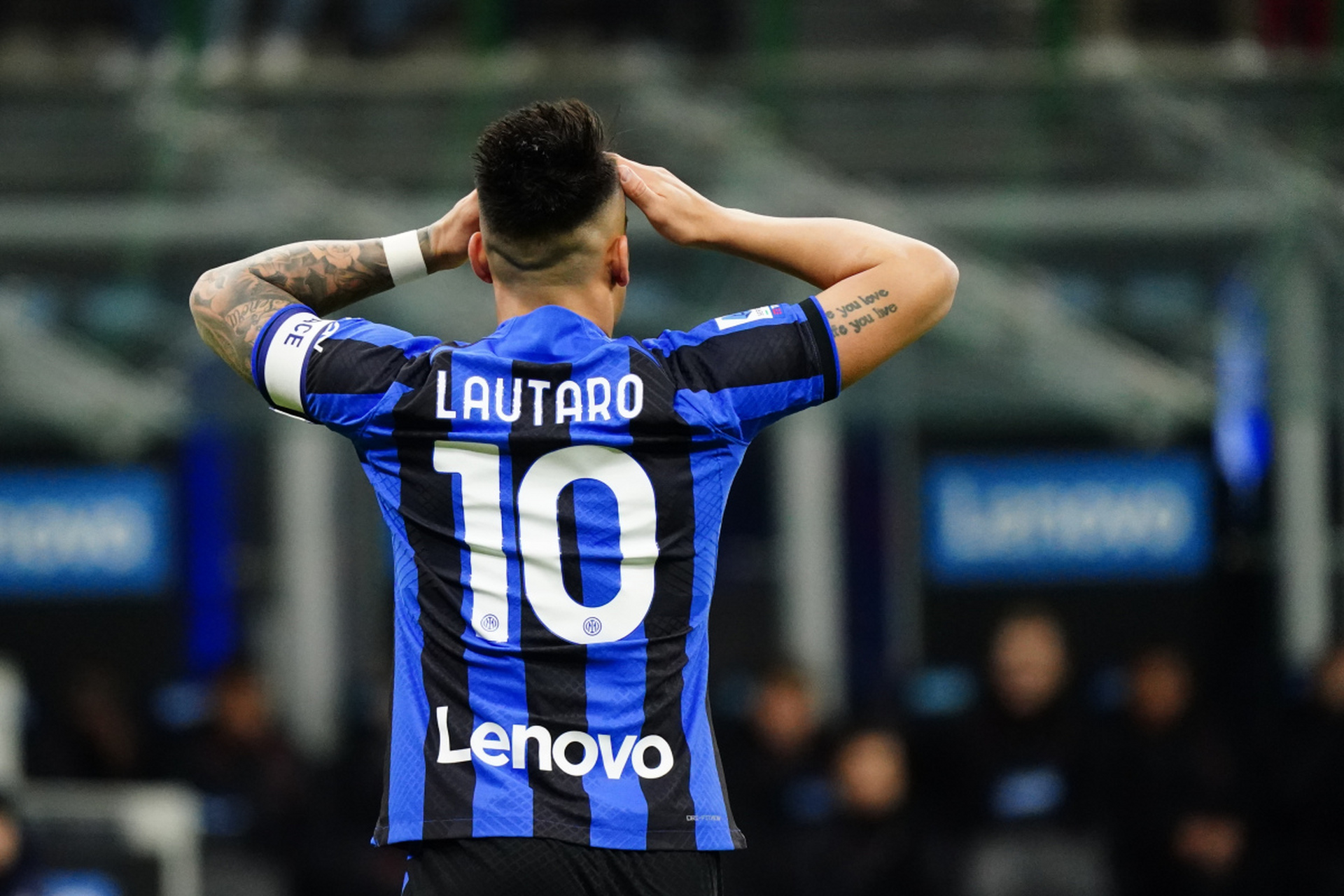 哨声响起 哨声响起